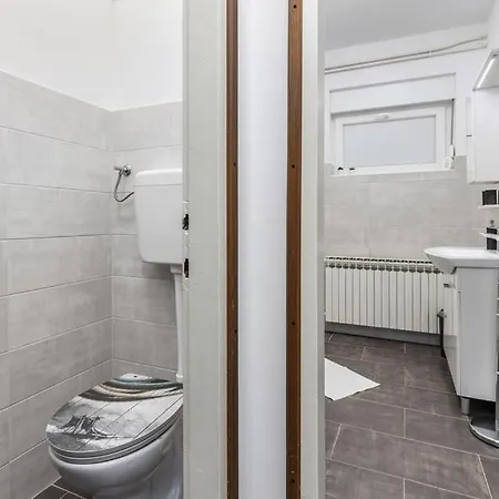 Nora Apartment Mucici